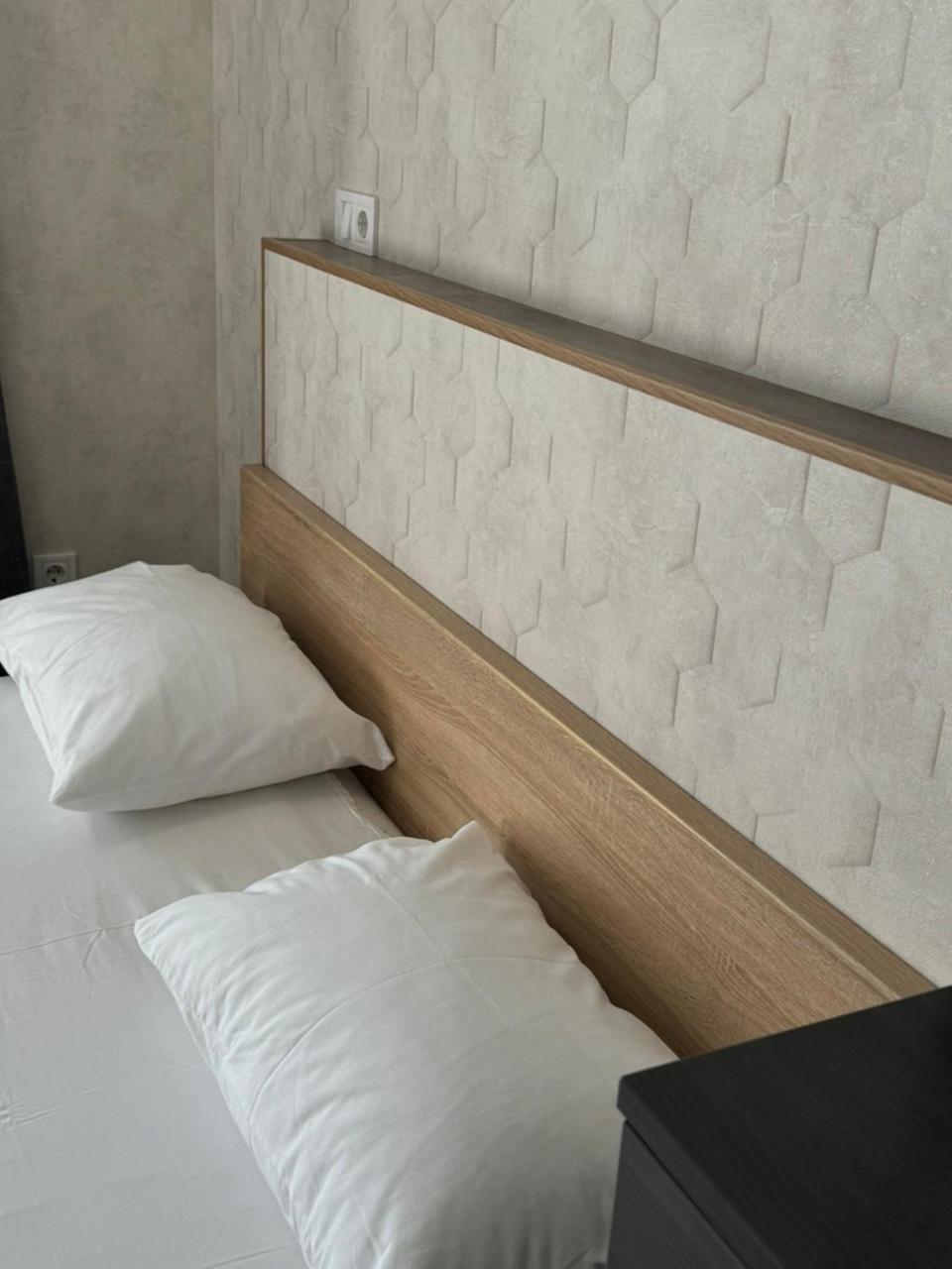 Solo Apartment Virmenska Kiev Dış mekan fotoğraf